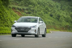 đánh giá xe hyundai elantra 2019