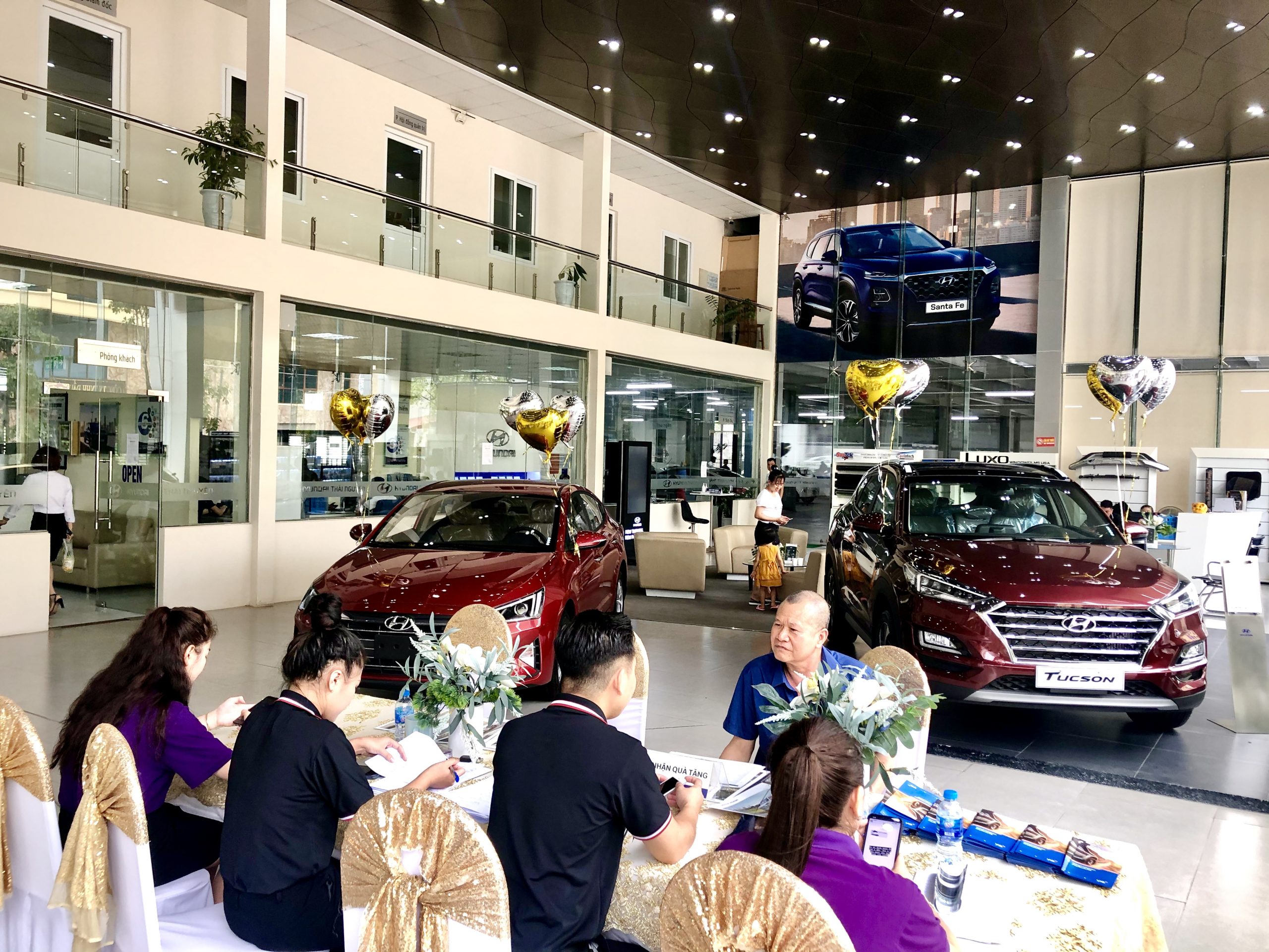 Giá xe Hyundai Mới nhất kèm theo nhiều quà tặng hấp dẫn tại hyundai thái nguyên