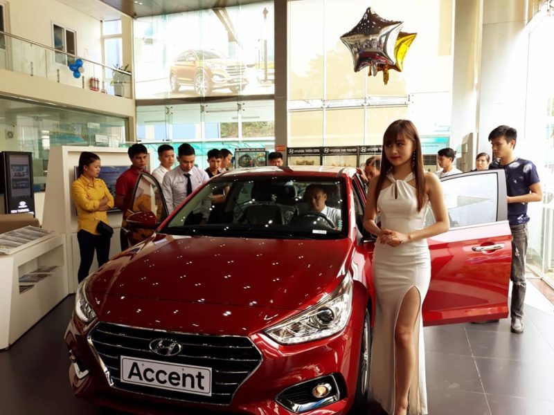 Xe Accent được trưng bày tại lễ lái thử Hyundai Thái Nguyên Xe Accent trưng bày tại Hyundai Thái Nguyên